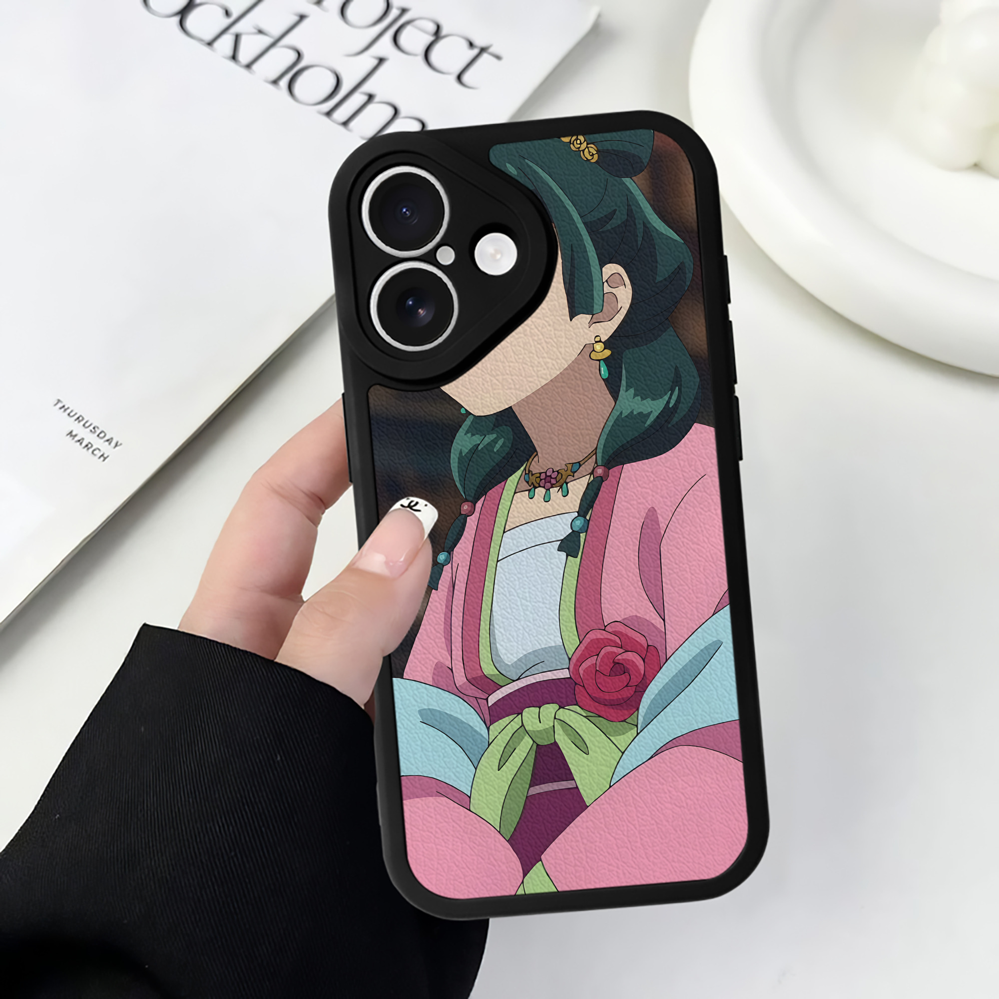 薬屋のひとりごと The Apothecary Diaries 【iPhone 16シリーズ対応】シリコンスマホケース（レザー調） 材質：シリコン